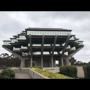 Meet your Posher, Melanie